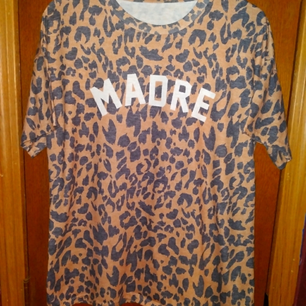 SHEIN Tee